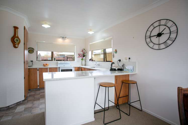 8 Conrad Place Leamington_3