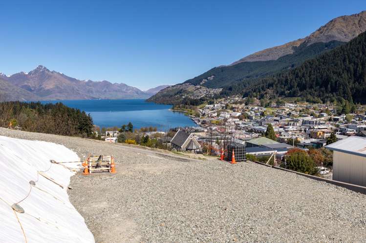 7 Edgar Street Queenstown_16