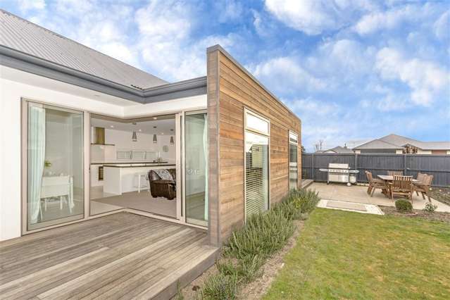 6 Dorothys Way West Melton_1