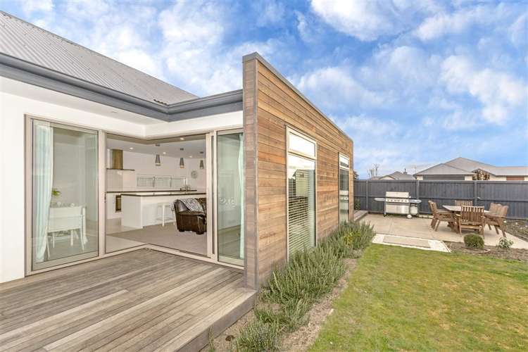 6 Dorothys Way West Melton_1