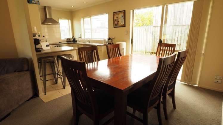 7 Rehua Place Favona_1