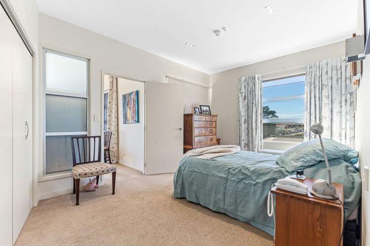 12/4 Buller Street New Plymouth Central_12