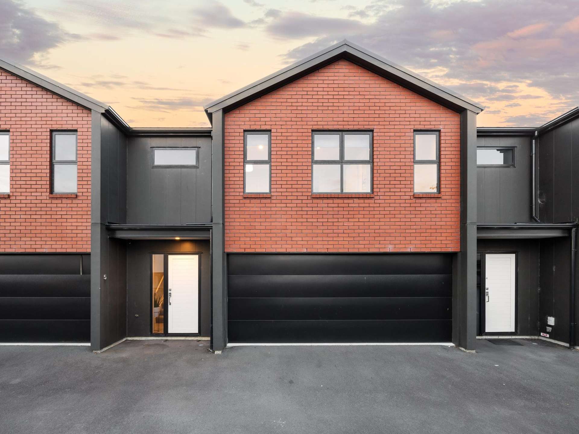 5/3 Charlemont Street Whitiora_0