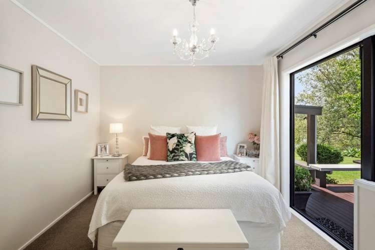 1 Newton Road Riverhead_23