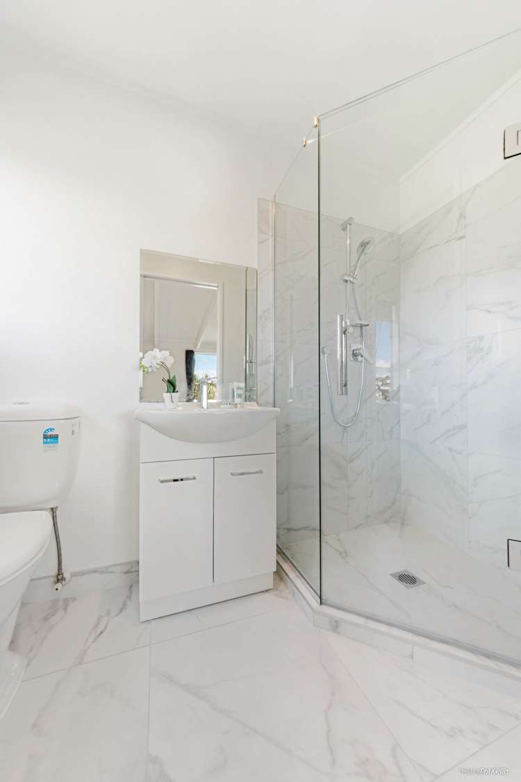 4/7 Korotaha Terrace Rothesay Bay_8