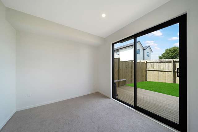 4/107 Hobsonville Road West Harbour_3