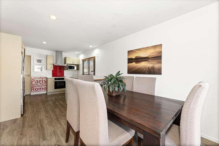 78 Charles Street Blenheim Central_10