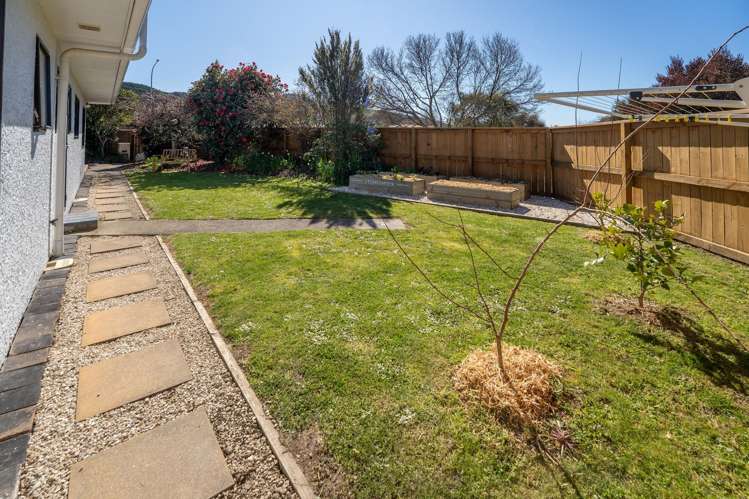 1a Lord Auckland Road Wakefield_25