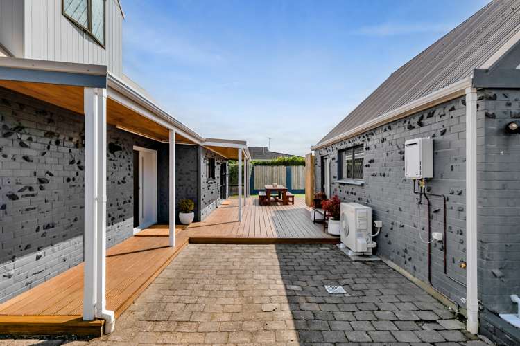 76a Paynters Avenue Strandon_11