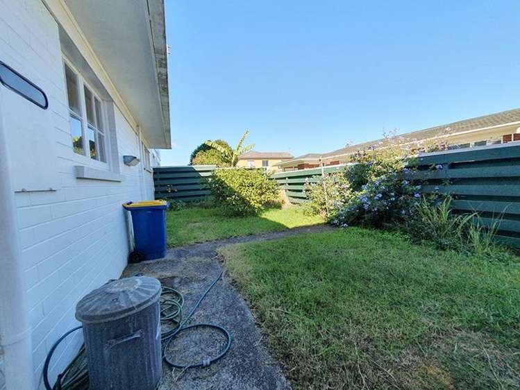 1/28 Byron Avenue Takapuna_10