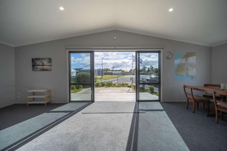 25 Motu-Au Close Manapouri_4