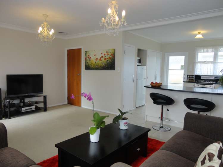 1/63 Rawhiti Road One Tree Hill_3