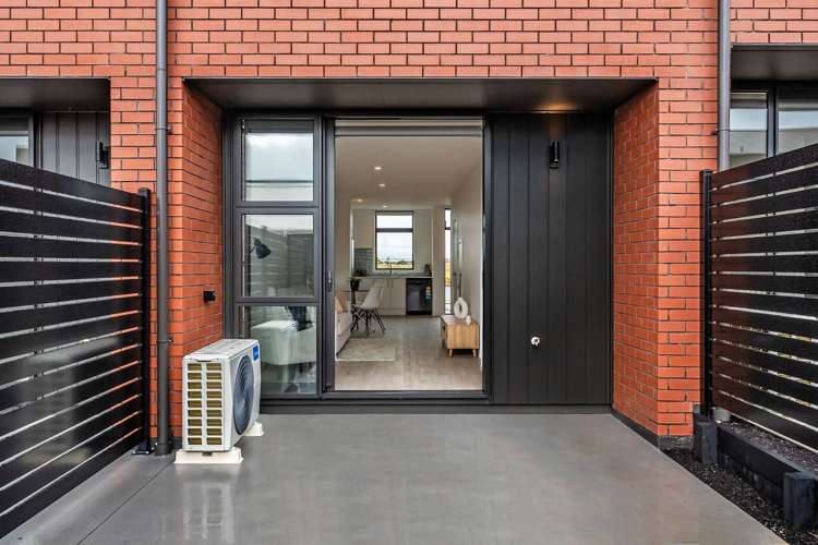 23 Raukohekohe Road Wiri_11