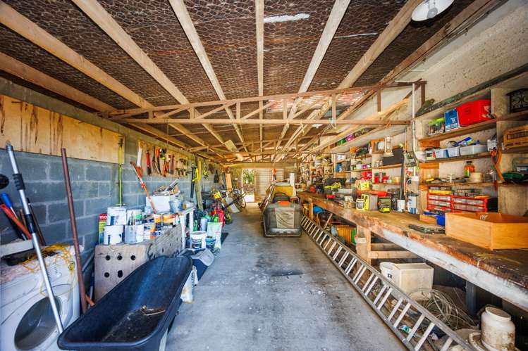 768 Mount Stewart Halcombe Road Halcombe_46