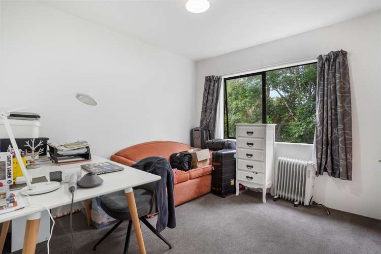 2/16 Mistletoe Place Browns Bay_11