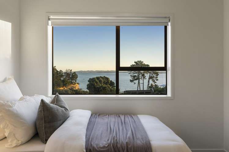 73 Rosecamp Road Beach Haven_17