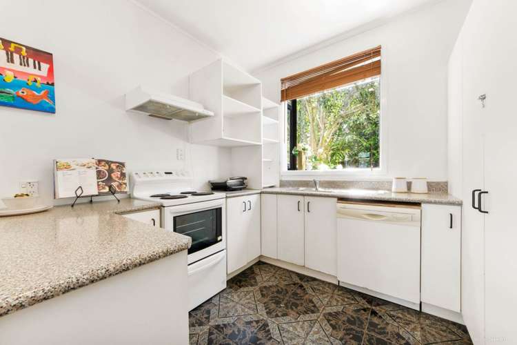 117 Kinross Street Blockhouse Bay_7