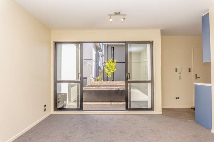 2/169 Fitzgerald Avenue Christchurch Central_8