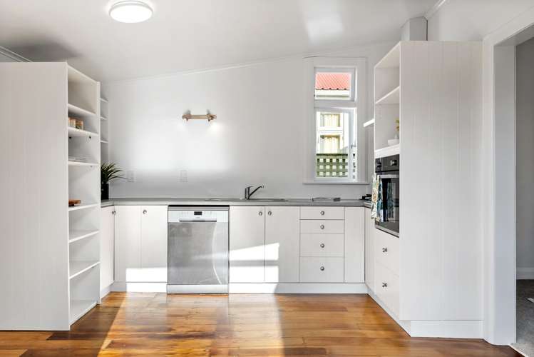 40 Palm Avenue Lyall Bay_6
