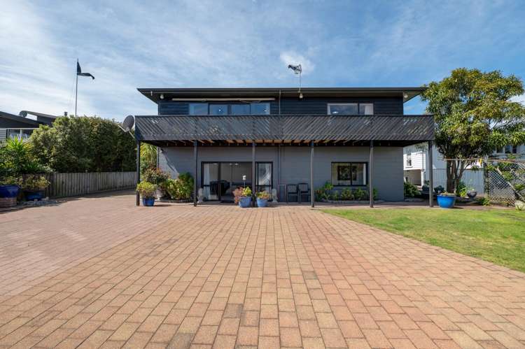 9 Gillies Avenue Central_30