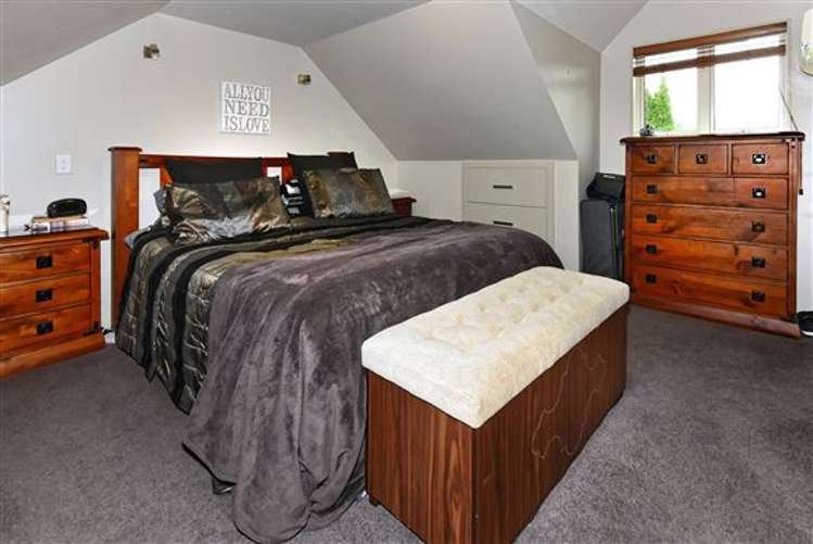 220 Kennedys Bush Road Kennedys Bush_11