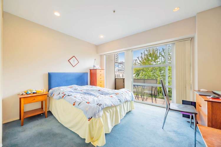 1C/82 Wakefield Street_0
