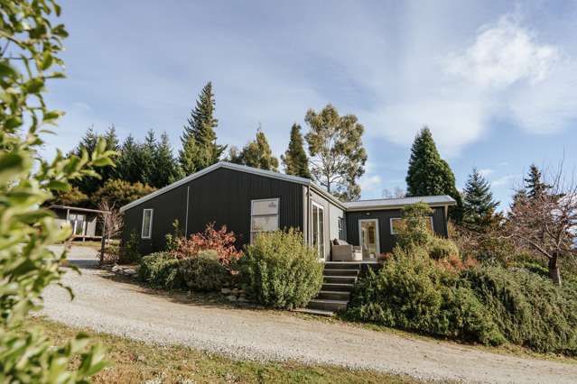 533 Aubrey Road Wanaka_3