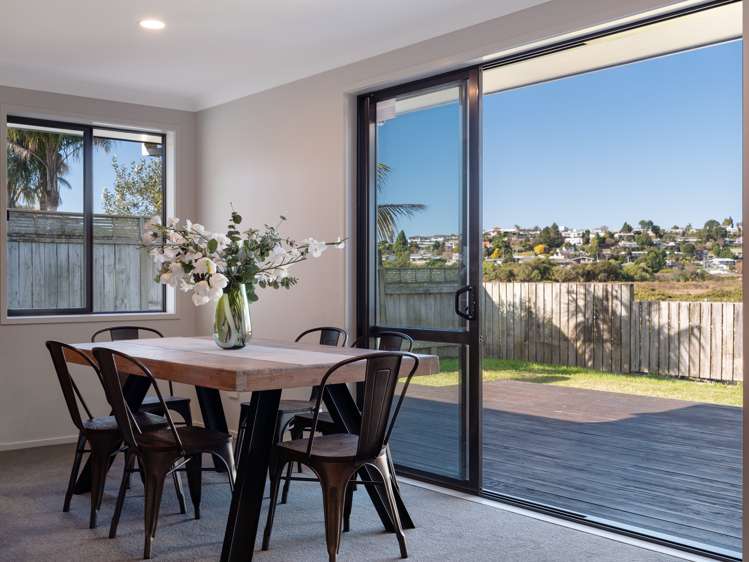 31 Paradise Place Matua_5