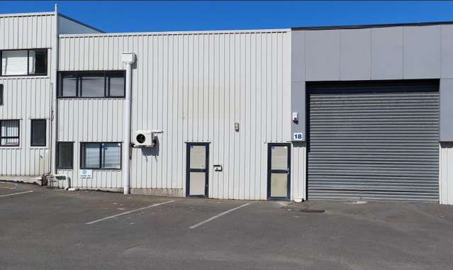 Tidy, well located industrial unit