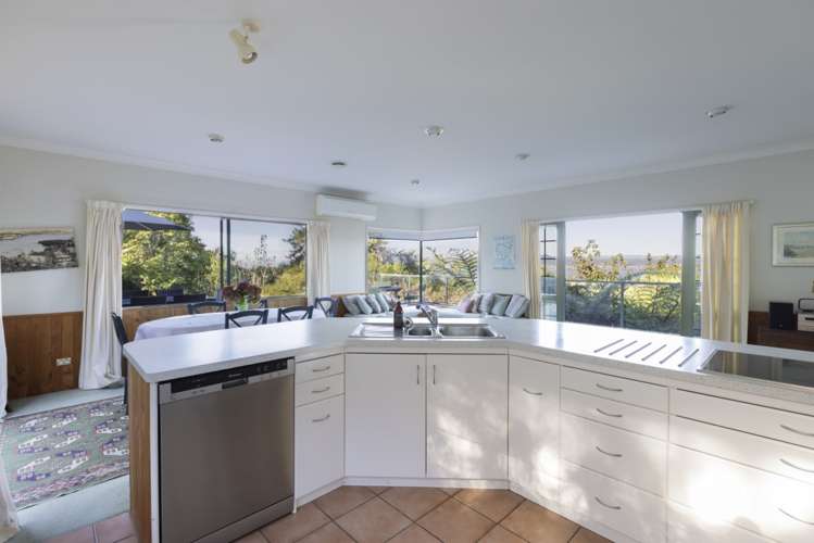 65 Mapara Road Acacia Bay_14