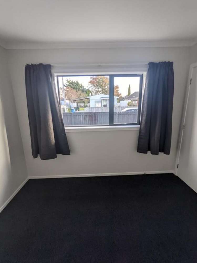  A/2 Miro Street Levin_16