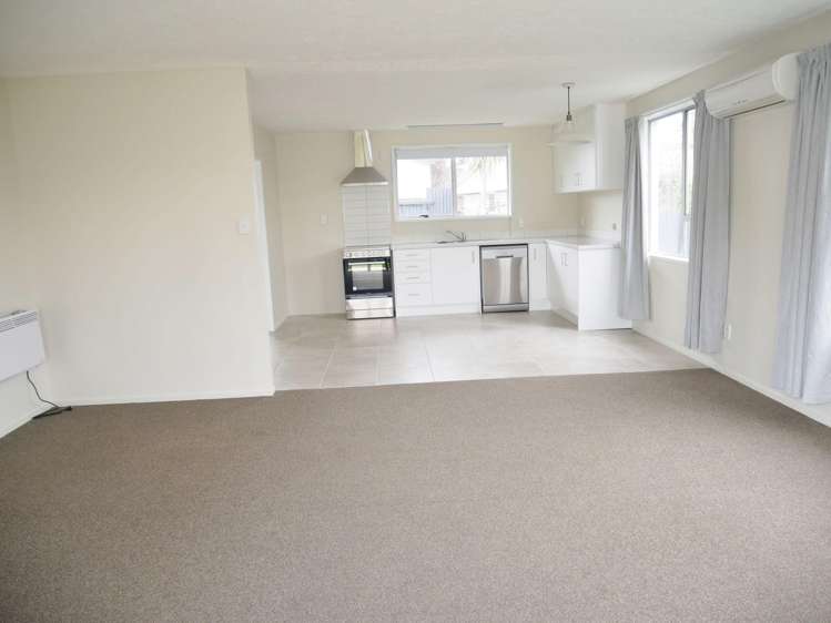 2/18 Bonar Pl Woolston_3