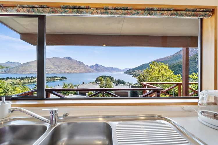 15 Belfast Terrace Queenstown_9