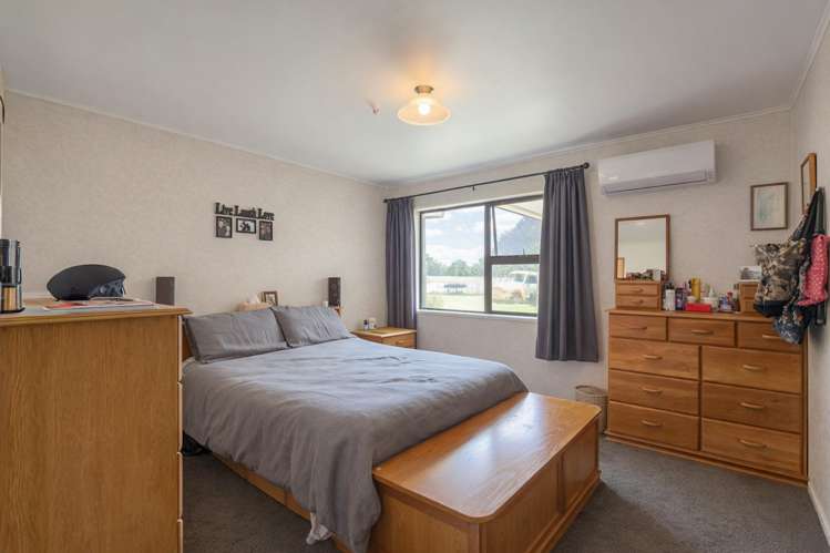 10 Scriveners Road Lichfield_11