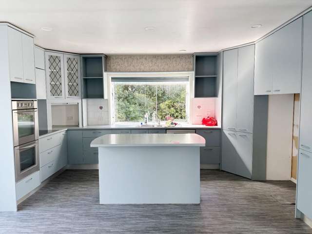 117 Sladdens Farm Road 11351_1