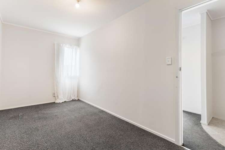 48 Astley Avenue New Lynn_18