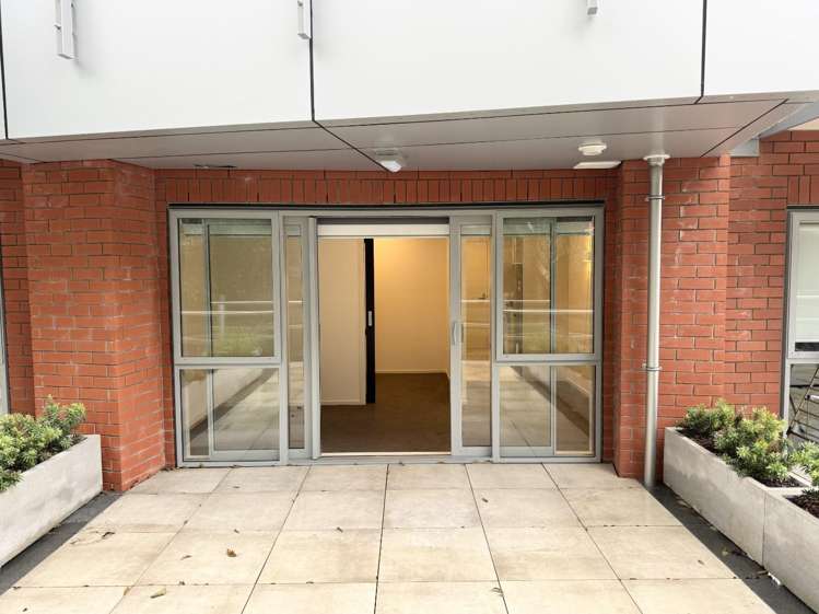 117/4 Wagener Place 1727_8