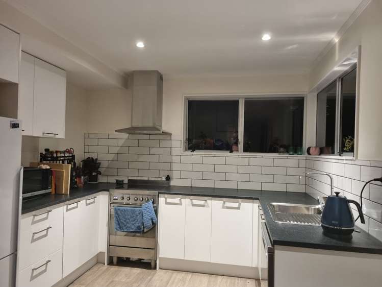 2/65 Abbotts Way Remuera_3