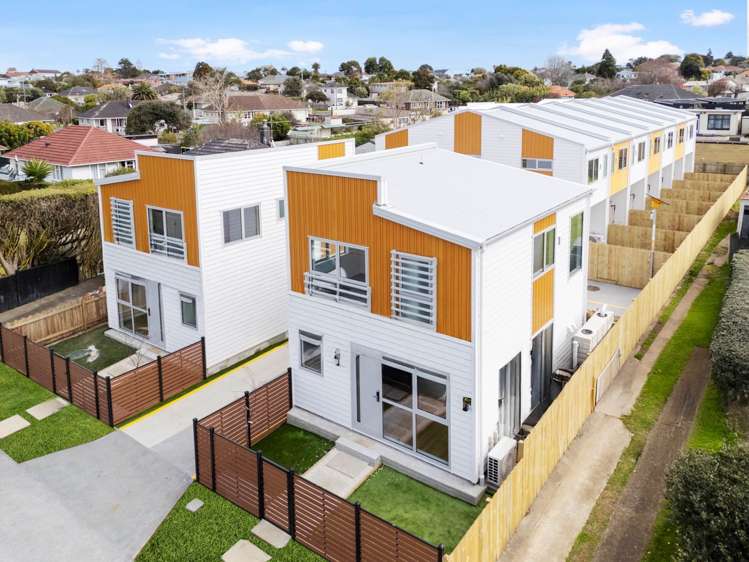 8/9 Coral Crescent Panmure_22