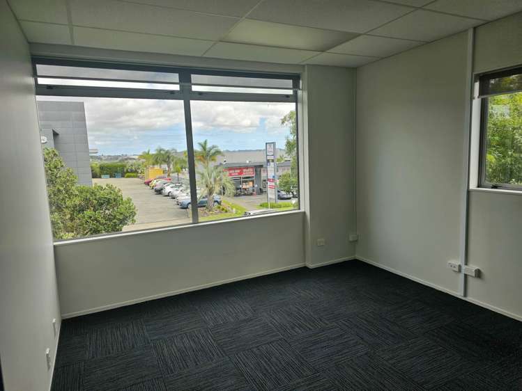 Unit A1/4 Antares Place Rosedale_4