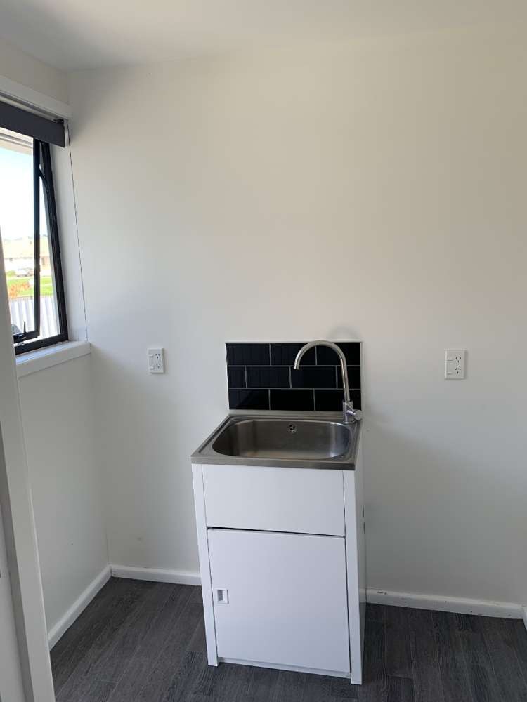 1212 Cunningham Crescent Mayfair_7