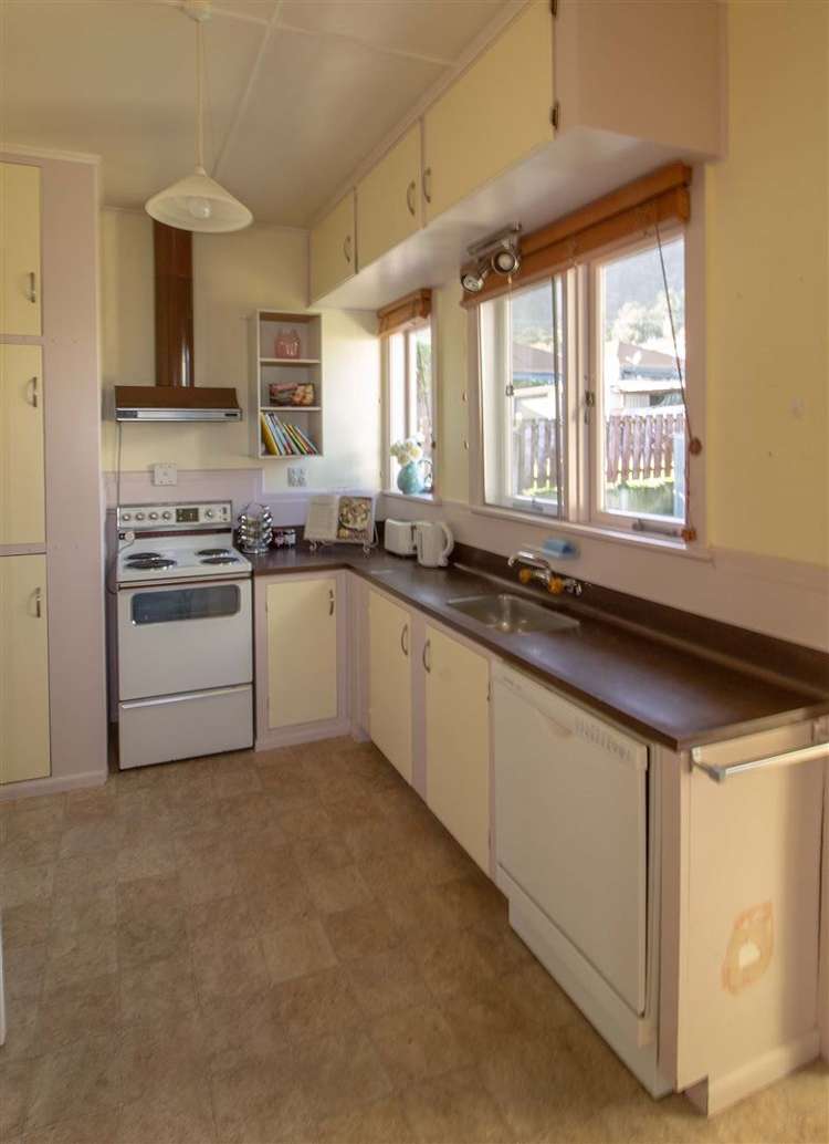 7 Brick Street Te Aroha_4