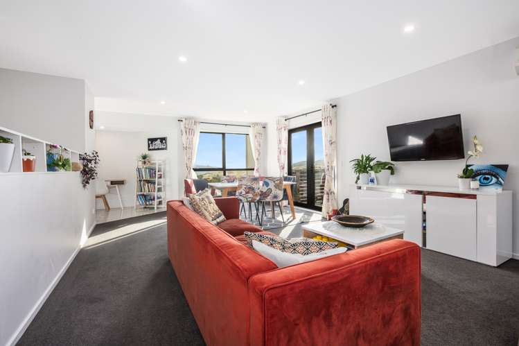 36 Red Beech Avenue Woodridge_9