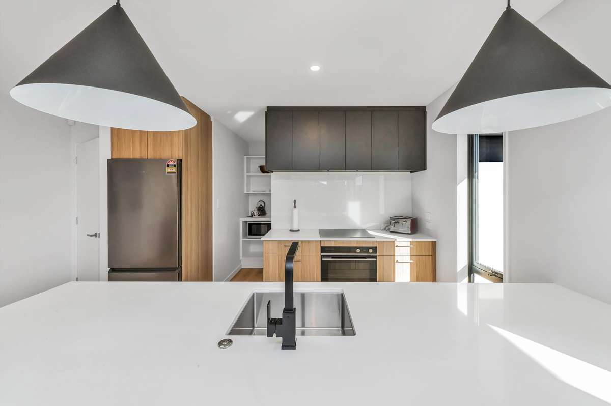 87 Avanda Avenue_2
