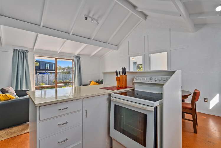 64 Oyster Drive Cooks Beach_8