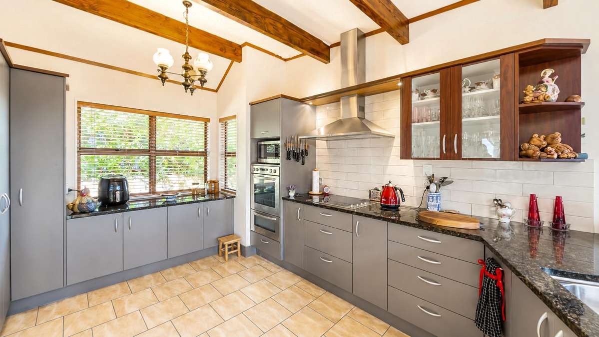 603 Thames Coast Road_4