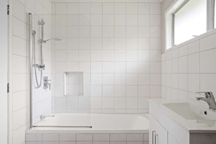 7 Peter Buck Street Outer Kaiti_15