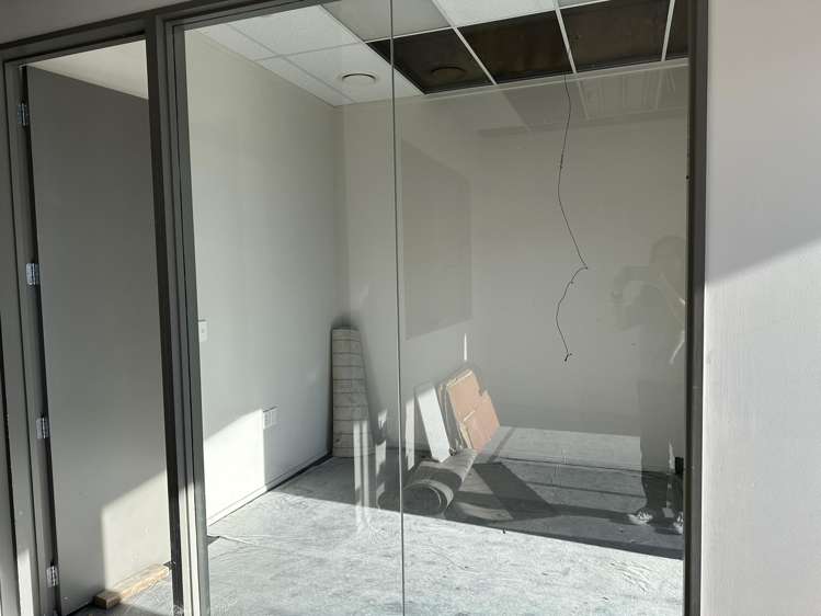 Unit 1/270 Ferry Road Phillipstown_1