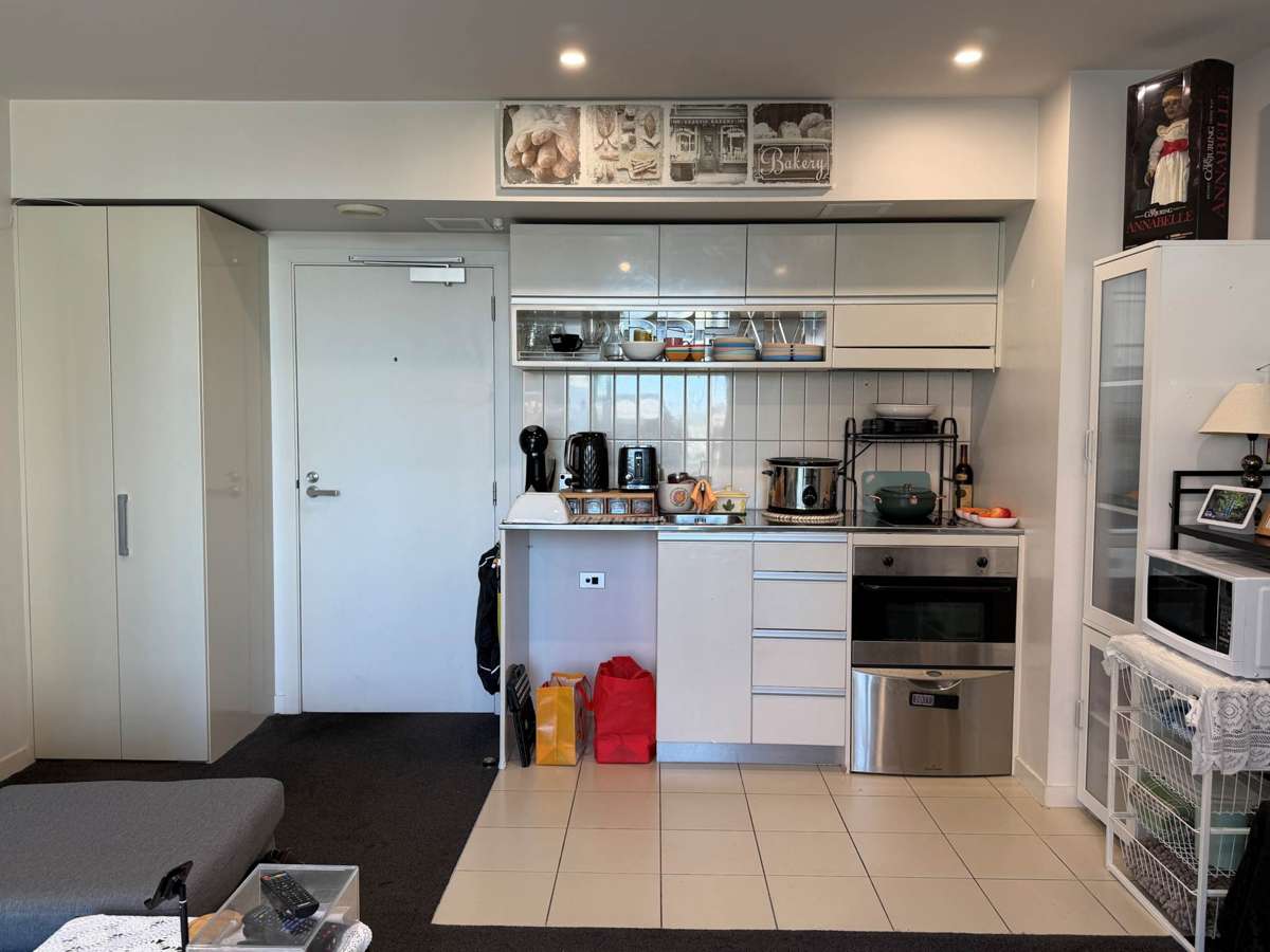 218/77 Halsey Street_4