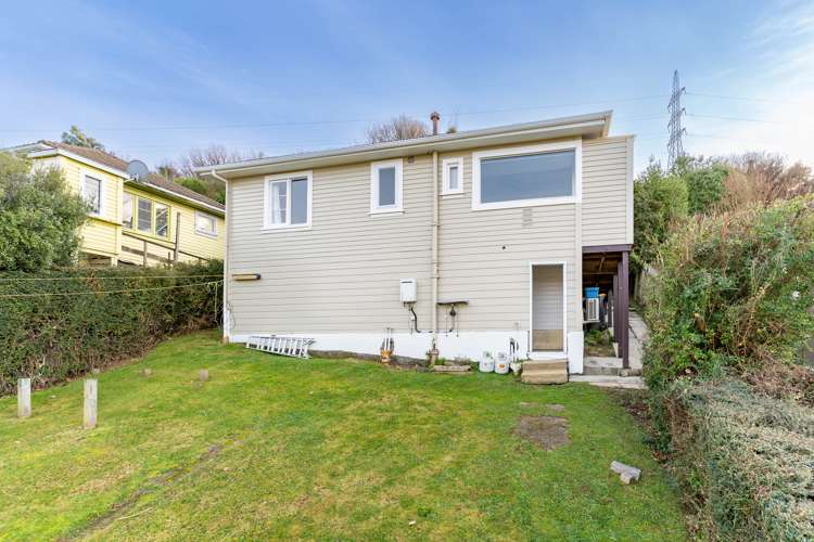 8 Robinson Street Lookout Point_21